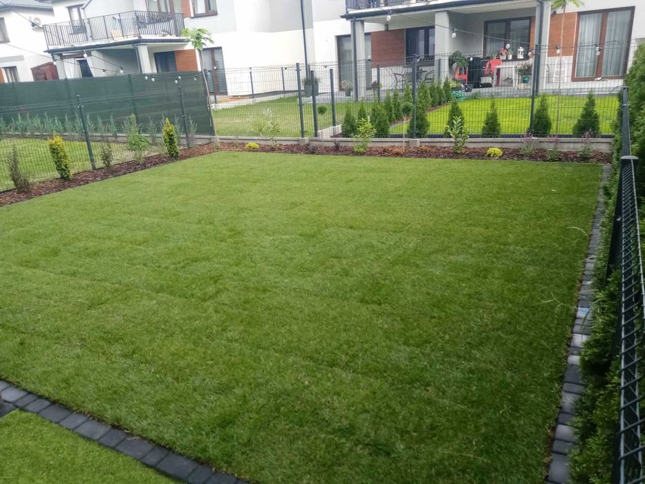 Usługi ogrodnicze/Zakładanie/Projektowanie/Pielęgnacja/Nawadnianie