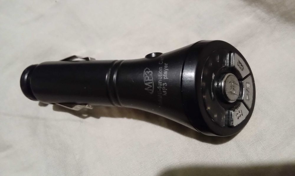 Автомобильный MP3 FM-модулятор, Многофункциональный MP3-плеер