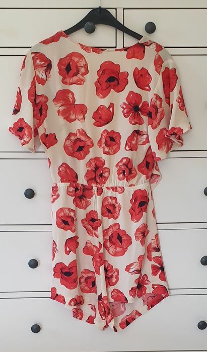 Kombinezon Monki rozm.M J.Nowy