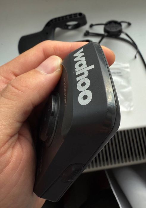 Велокомпʼютер Wahoo Roam