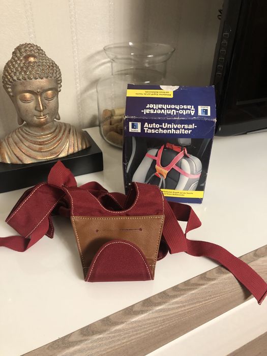 Держатель сумок в машине