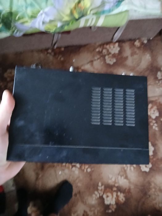 Тюнер Strong без пульта.