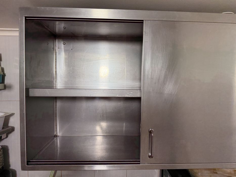 Armário de parede em inox