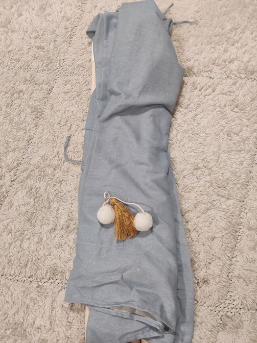 Tenda Tipi cinza com pompons Homa 160x120x120