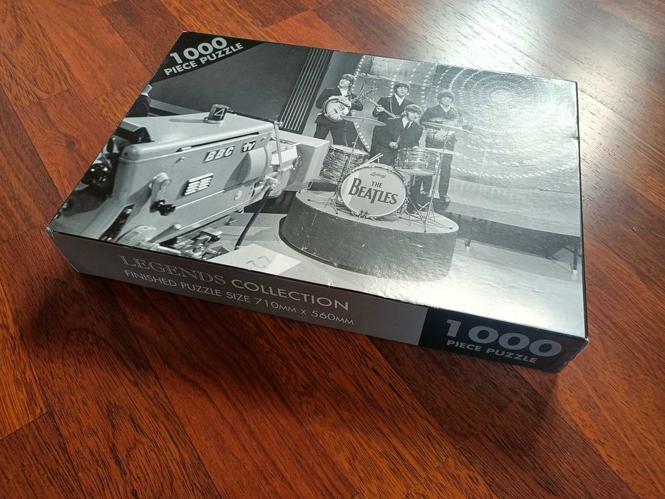 Cztery zestawy puzzli 1000 sztuk