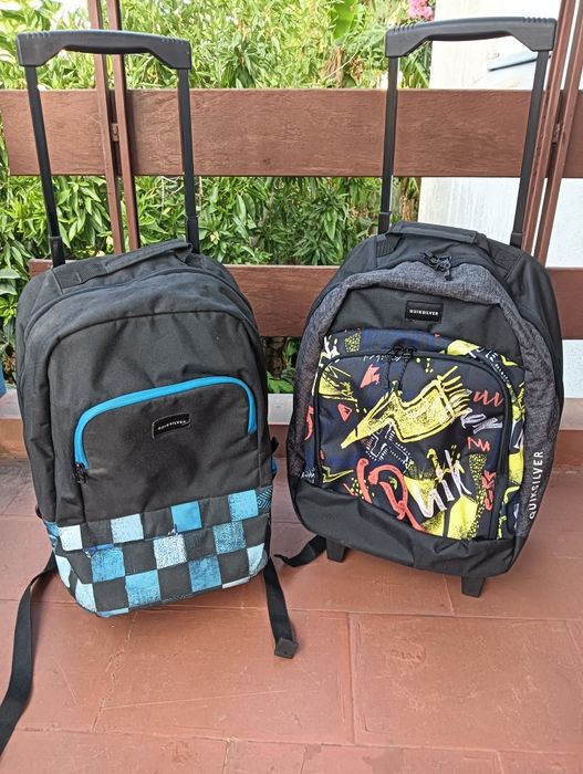 Duas mochilas Quiksilver c/rodas