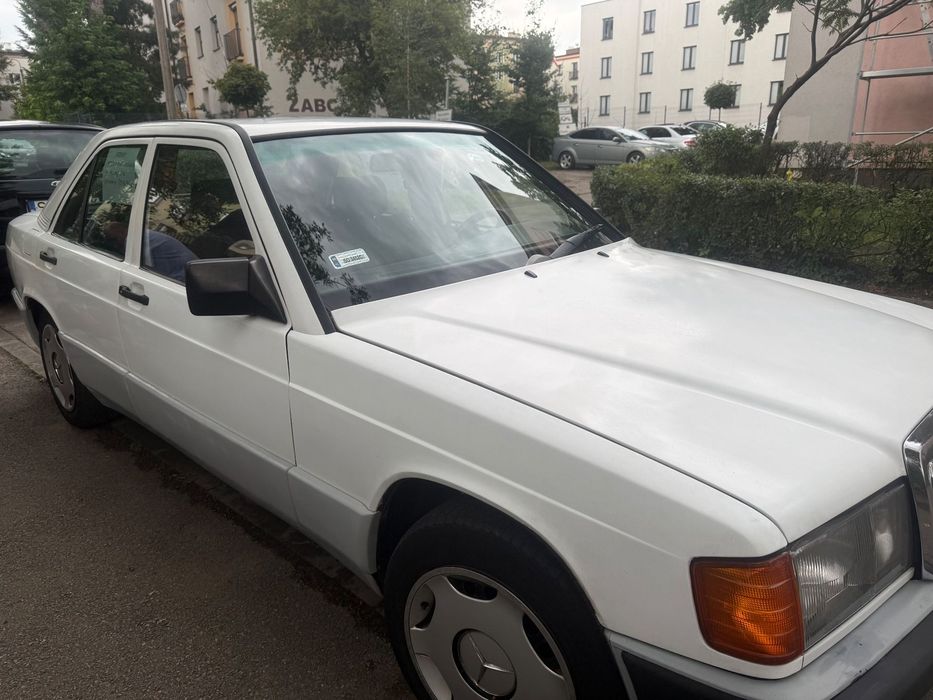 Mercedes-Benz Seria 190