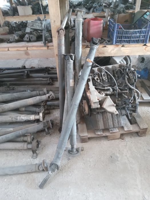 Кардани з гарною хрестовиною