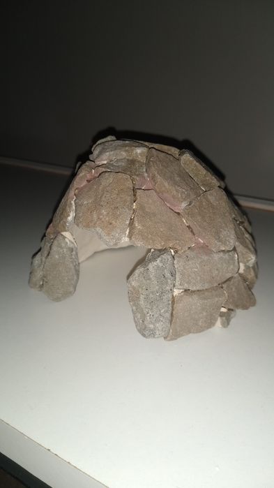 Kryjówka dla węża do terrarium