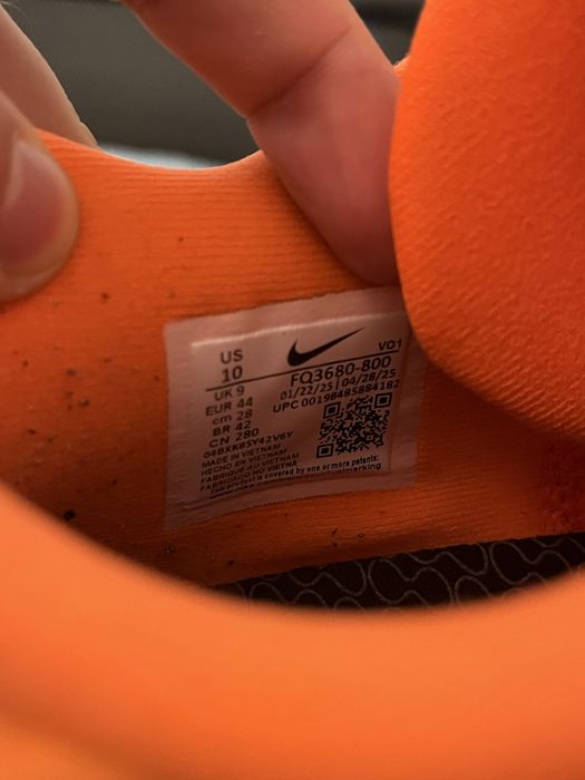 NIKE Giannis Laranjas