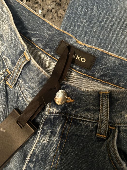 Spodnie jeans z przetarciami Pinko r.28