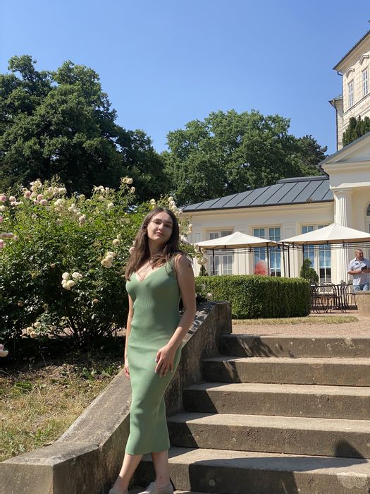 Зручна літня сукня