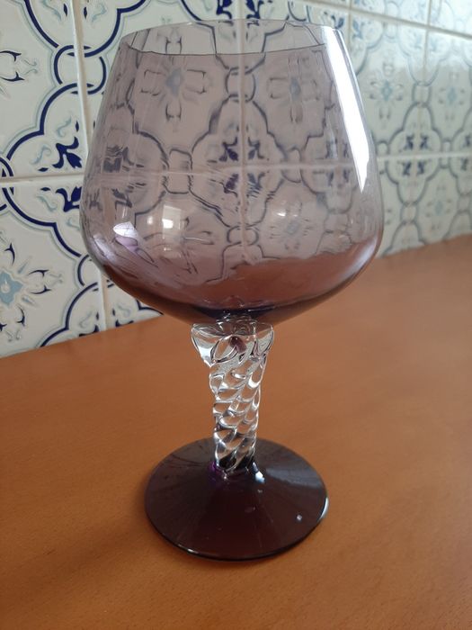 Large Decorative Glass436371679179581441