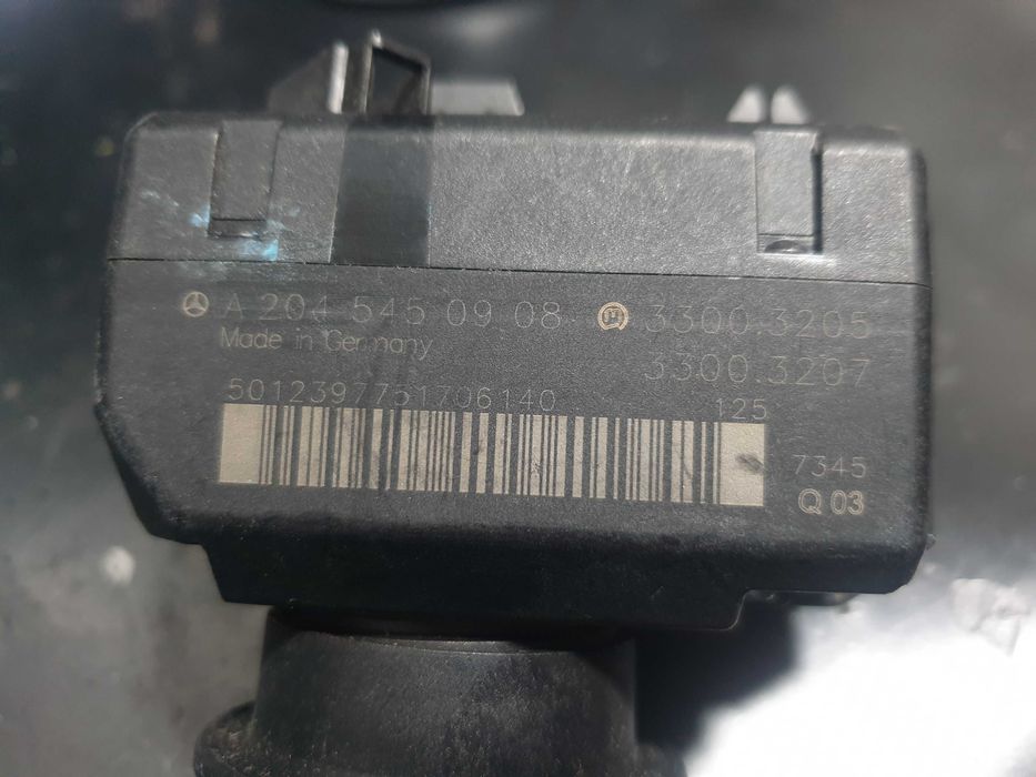 Ezs Mercedes W204 duas referencias distintas