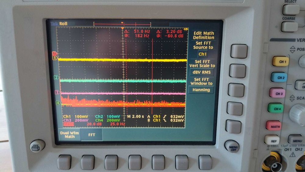 Osciloscópio de 4 canais a 400MHz e 5GS/s - Tektronix TDS3044B DPO