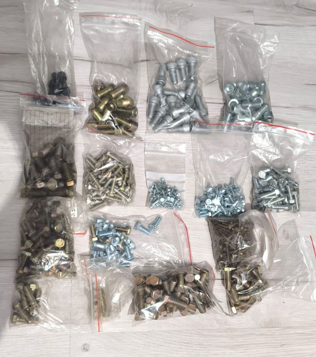 Śruby, podkladki sprężyste, nakretki koronkowe, różne rodzaje 20kg