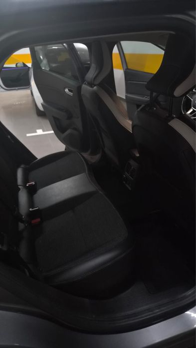Renault Captur — fotografia 8