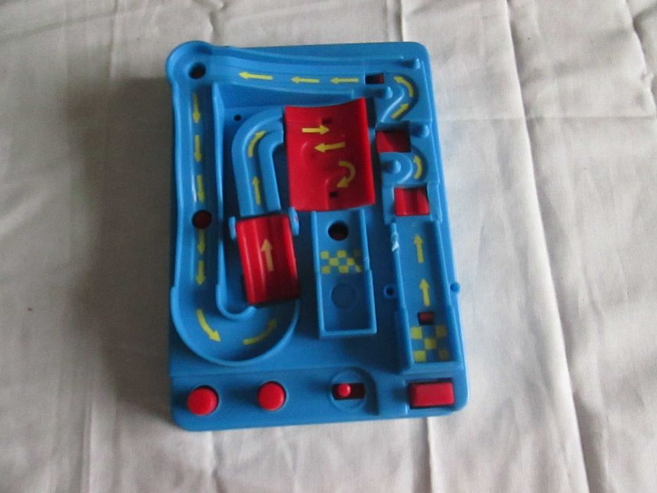 Vários jogos  de entretinimento