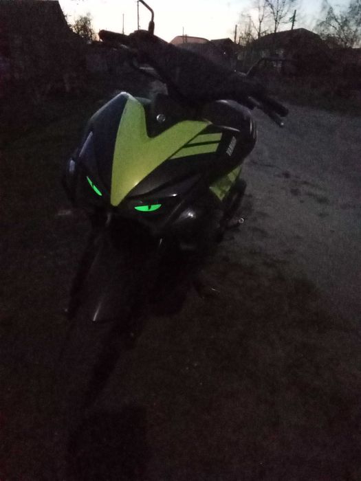 Продам Yamaxa aerox