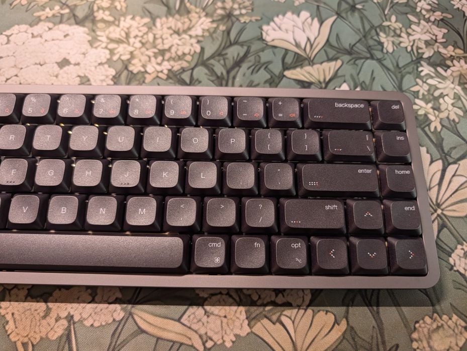 Teclado mecânico inteligente de baixo perfil Akko Linx68 (EUA)