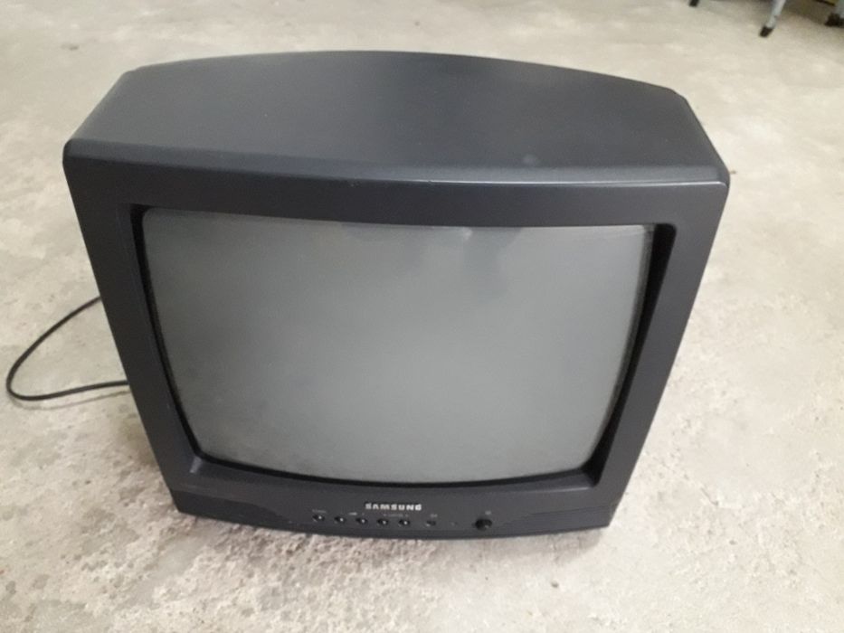 Lote televisores antigos