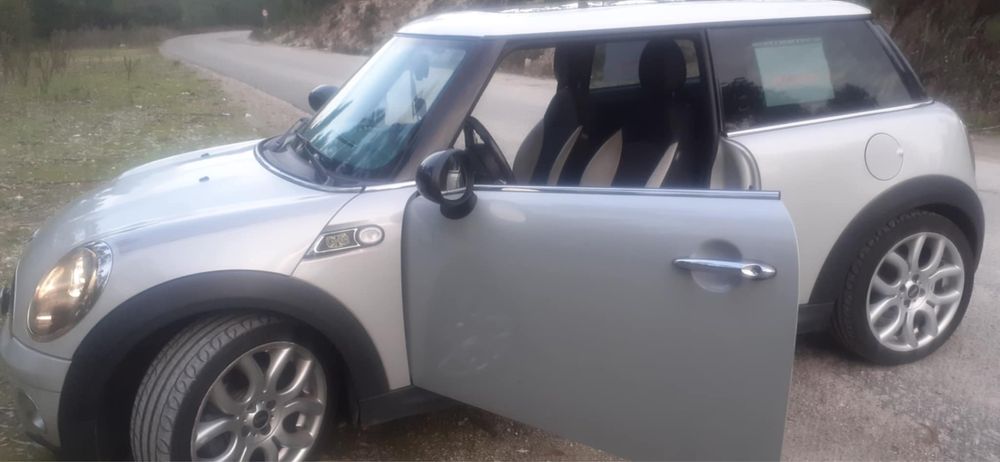 Mini Cooper  1.6 D Mayfair 50 (2010)