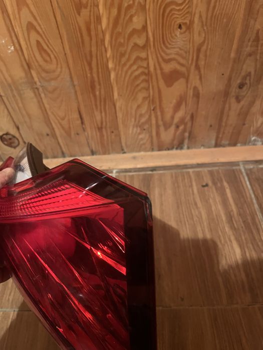 Задня ліва фара ліхтар шкода скала skoda skala