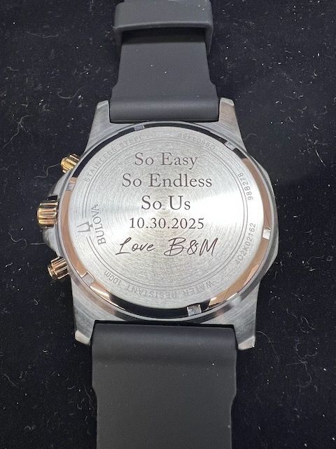 Gravação a Laser Profissional | Nomes, Logos e Presentes Únicos