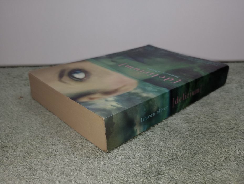 Delirium. Lauren Oliver