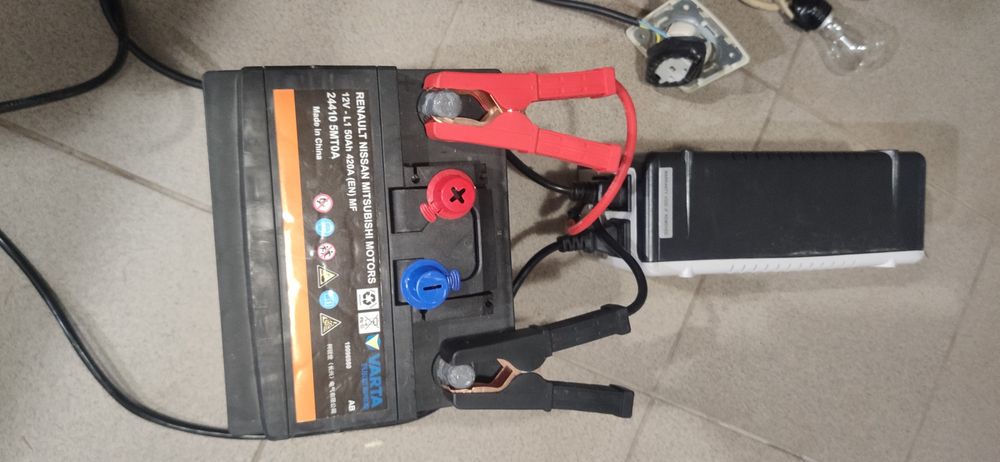 Инвертор Бесперебойник Powercom WAR-500A, 250 Вт + аккумулятор 50 Ач