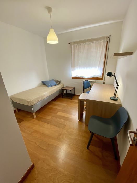 Quarto para estudantes ao polo univesitario