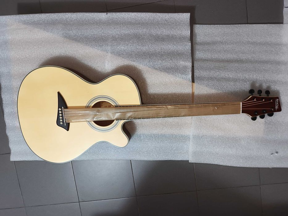 Guitarra western slim eletroacústica de concerto