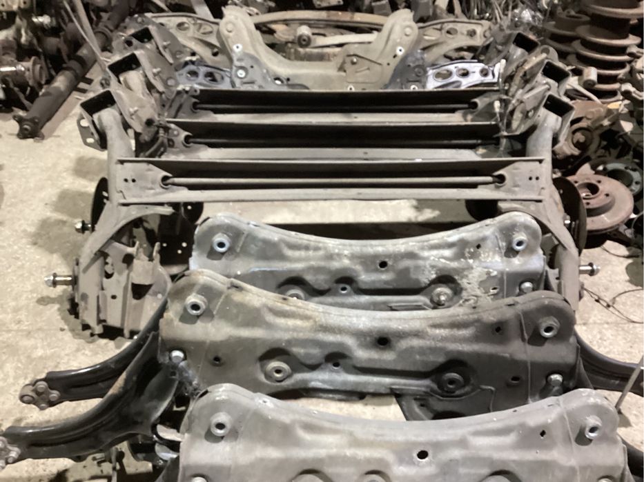 Передня балка Reno Master 3 Opel Movano підвіска ричаг передній