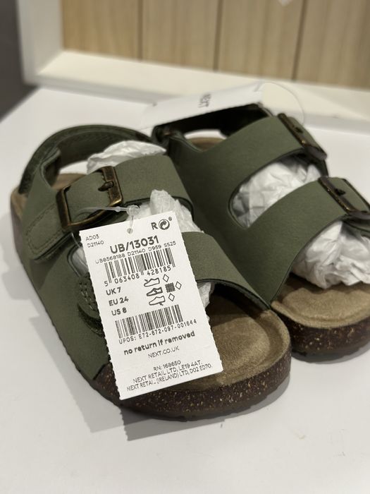 Сандалі next, нові