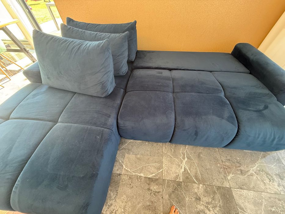 Kanapa narożnik granatowa welur. Agata Meble.