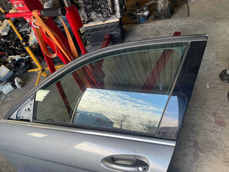 Дверь передняя левая водителя Mercedes W204 дверка передня ліва