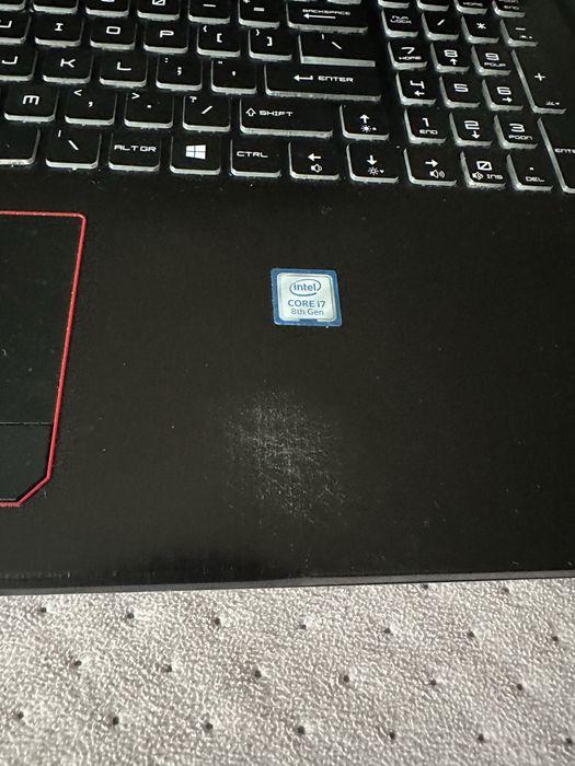 Laptop MSI GE73 Raider RGB 8RE-002PL