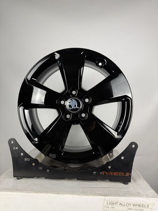 Диски R17 5.112 ET:48 Шкода а5 а7 Гольф Джета