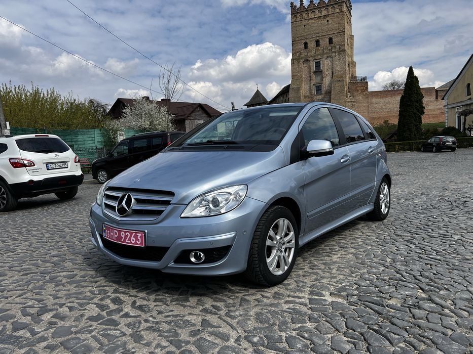 Мерседес - Бенц B170