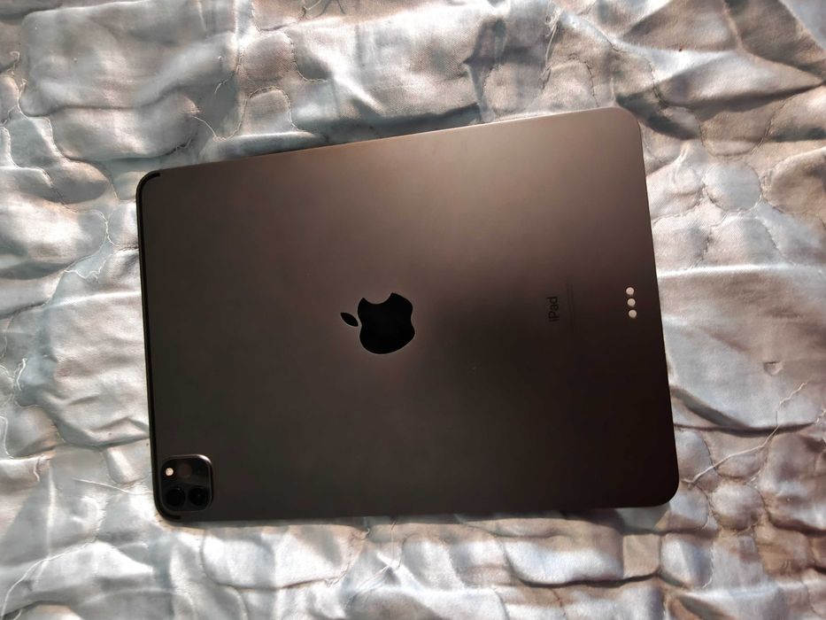 Продам Apple iPad Pro 11 2021