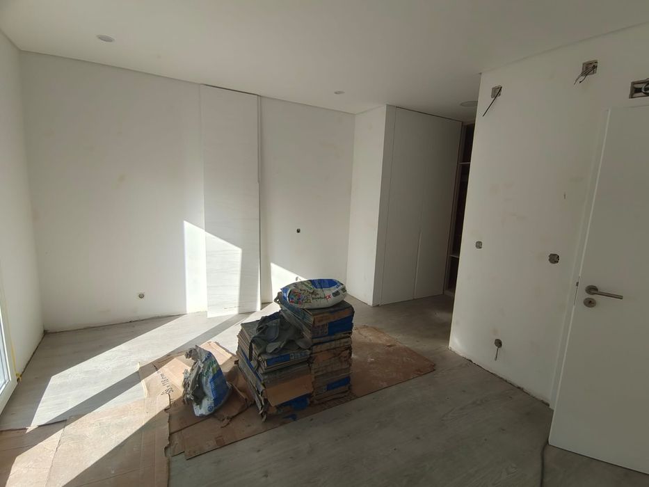 Aceitamos serviços de Remodelação/Manutenção