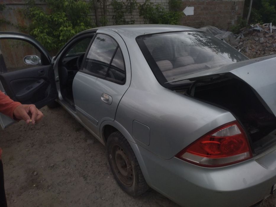 Nissan Almera 2008, автомат