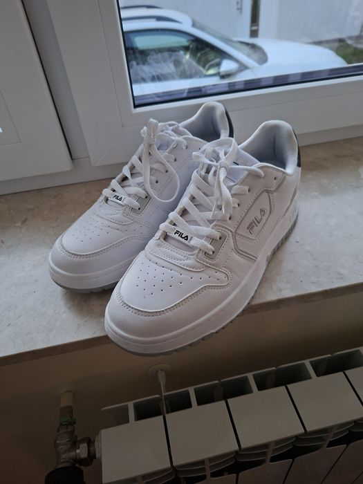 Białe buty Fila 45 Jak nowe