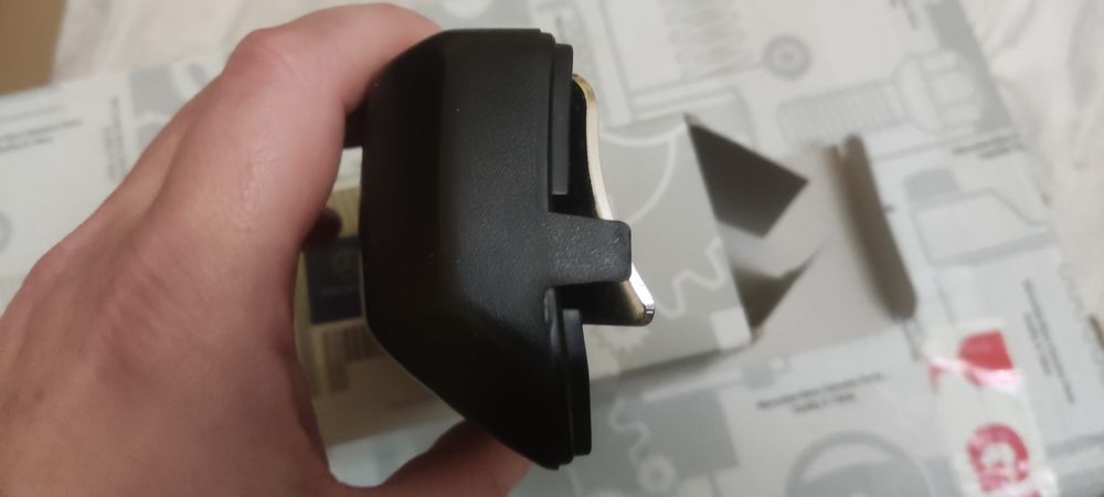 Задняя часть доп.стоп сигнала W124