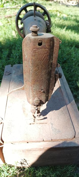 Швейна машинка singer