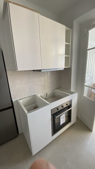 Montador de cozinhas409316717463480322