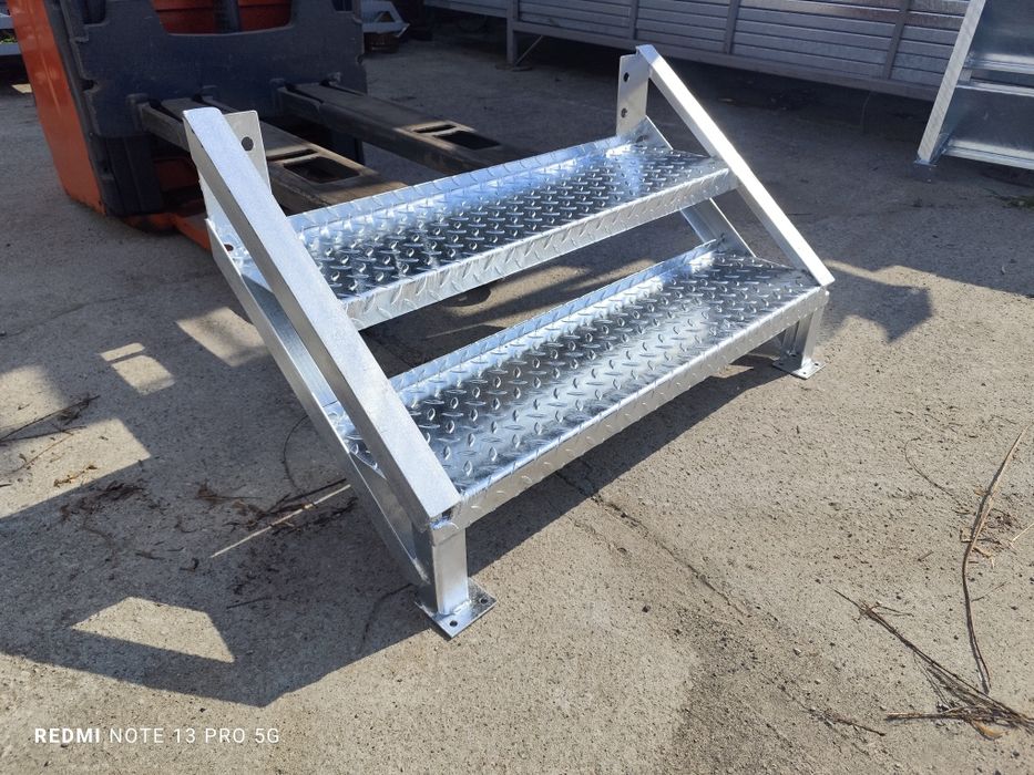 Schody metalowe loft wejście na 56cm 2 stopnie