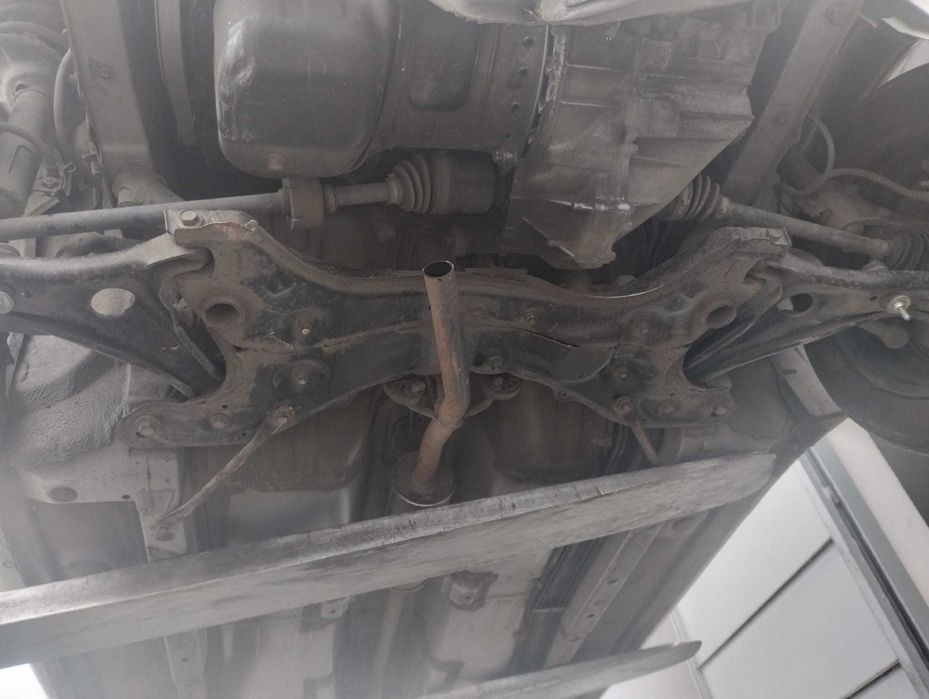sanki wózek trawers kołyska Toyota Yaris I 99-05r, części