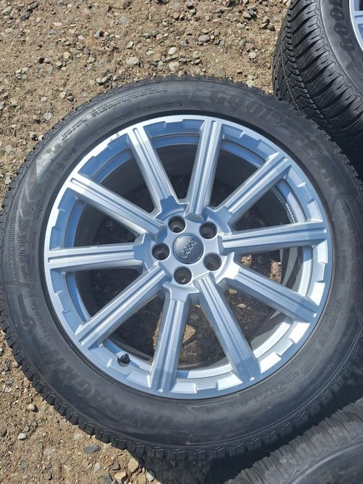 Koła zimowe Audi Q7 4M 285 45 r20