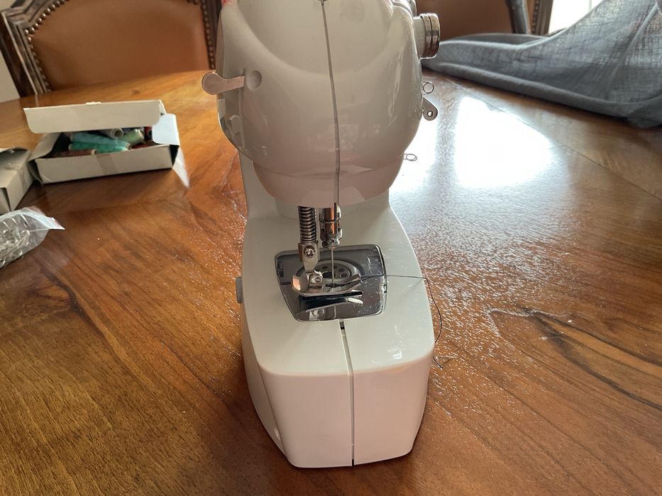 Máquina de Costura Portátil Sewing Sonder